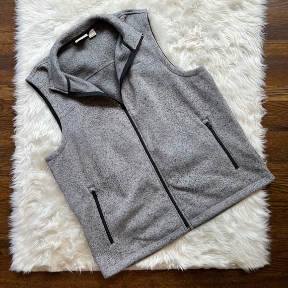 Field & Stream Other - Field & Stream Mens Vest Gray Heathered Waist Length Pockets Zipper Collared XL